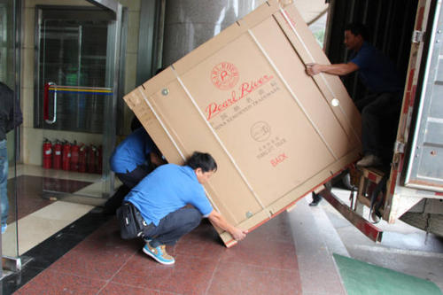 桐柏钢琴贵重工艺品无忧运